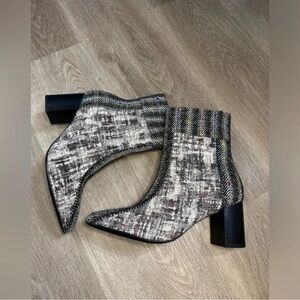 Coconuts by Matisse Tweed Ankle Boots - Black and Gray